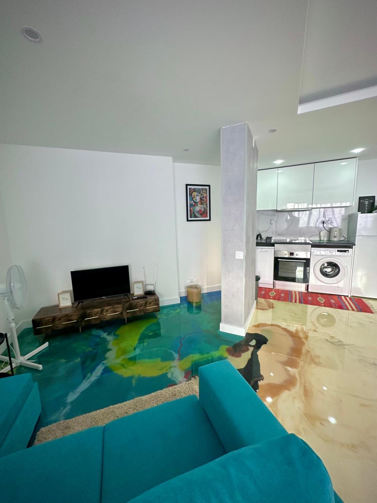 Sea View Apartment & 4 Minutes Walk To The Beach Paco de Arcos Exterior photo
