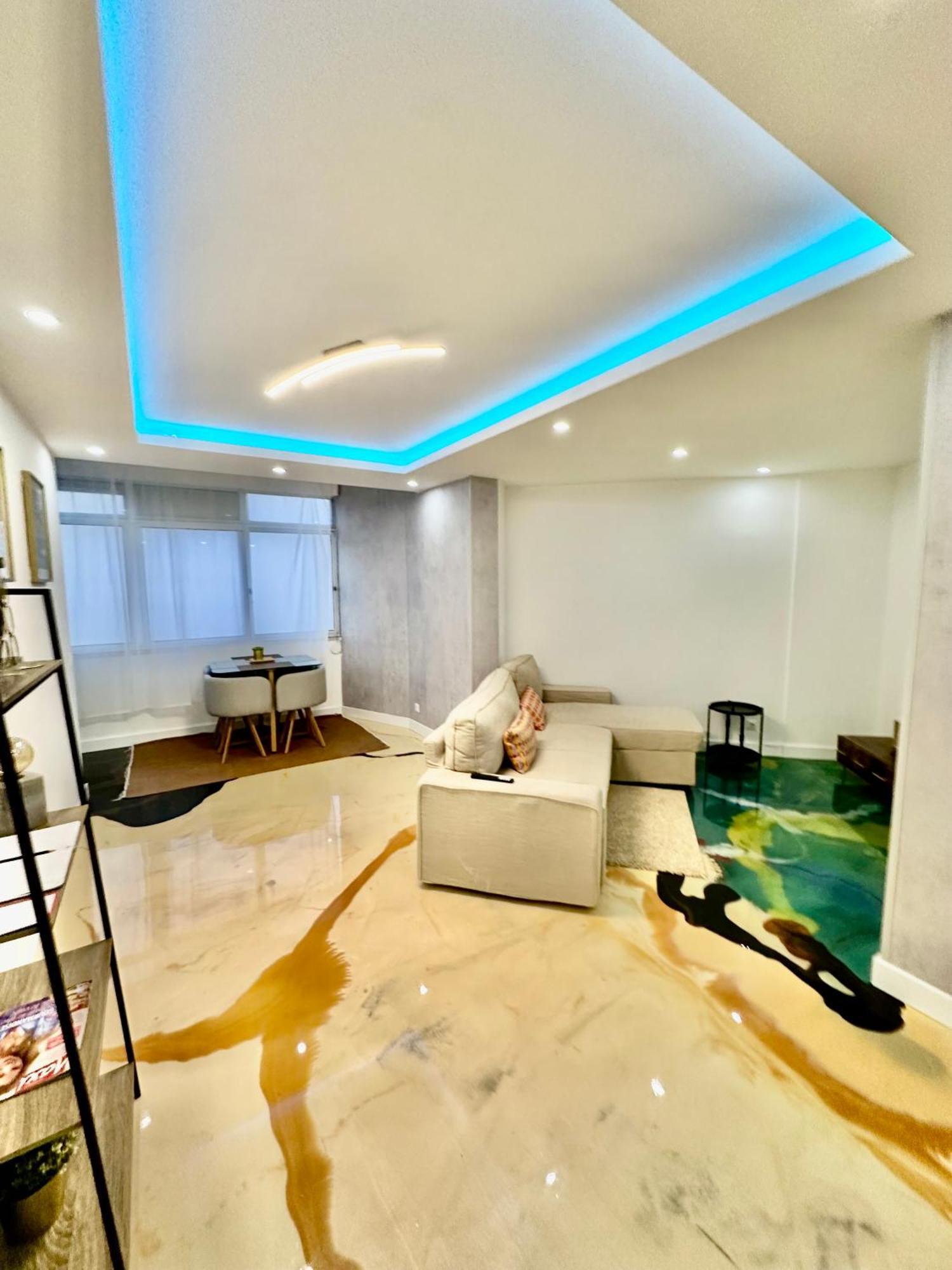 Sea View Apartment & 4 Minutes Walk To The Beach Paco de Arcos Exterior photo